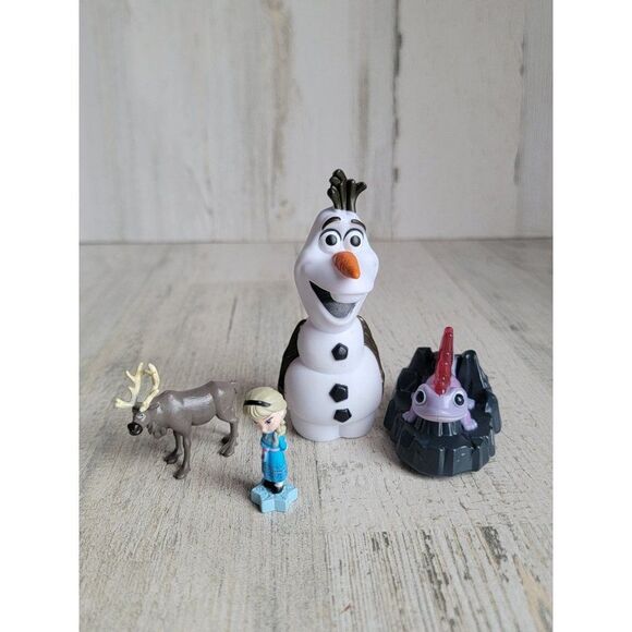 Elsa toddler sven Olaf variety playset salamander toy figure - Picture 1 of 6